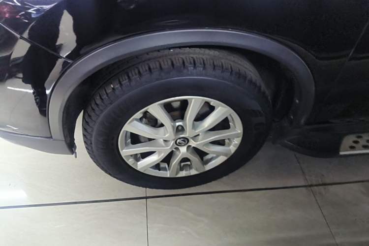 Used Nissan X-Trail 2021 2.0L CVT 2WD XL ITS SmartConnect Comfort Edition Left Front Wheel Hub