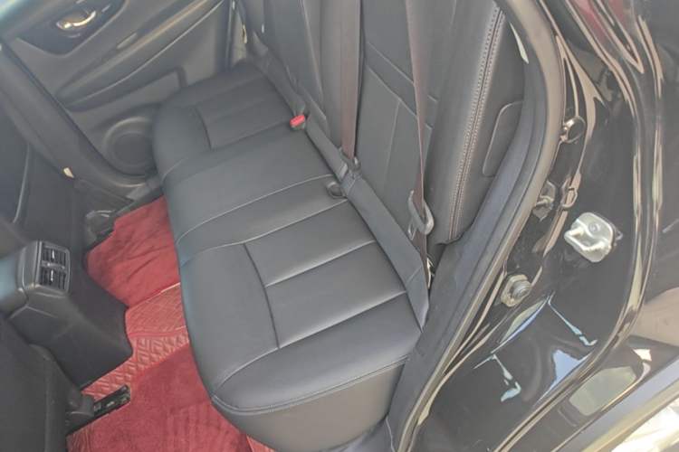 Used Nissan X-Trail 2021 2.0L CVT 2WD XL ITS SmartConnect Comfort Edition Left Rear Seat