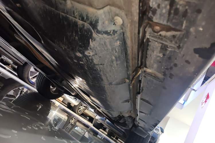 Used Nissan X-Trail 2021 2.0L CVT 2WD XL ITS 3-Row SmartConnect Seven-Seater Comfort Edition Left Side Sill