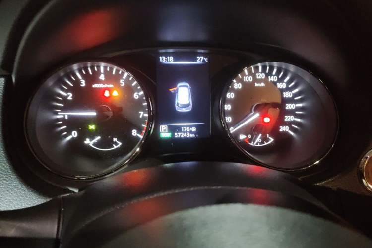 Used Nissan X-Trail 2021 2.0L CVT 2WD XL Premium Commemorative Edition Odometer Close Up