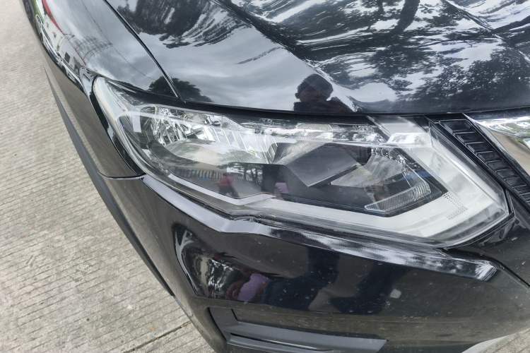 Used Nissan X-Trail 2021 2.0L CVT 2WD XL ITS SmartConnect Comfort Edition Right Front Headlight