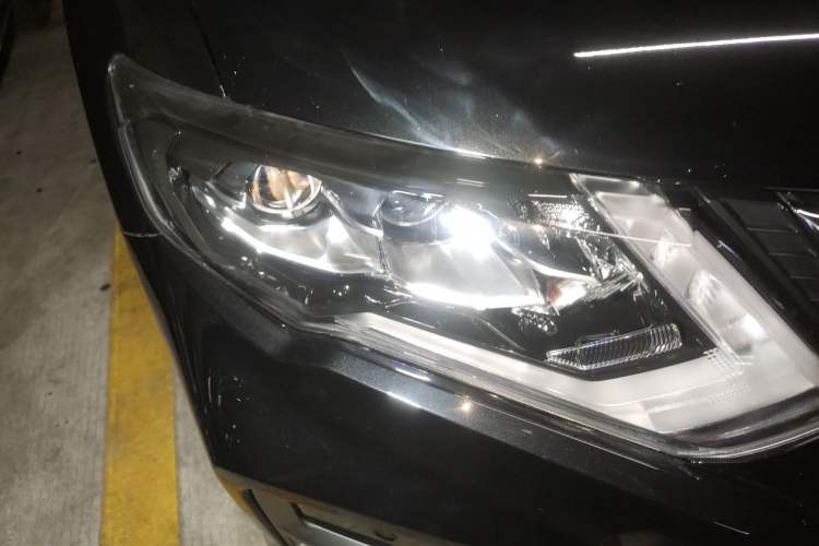 Used Nissan X-Trail 2021 2.0L CVT 2WD XL Premium Commemorative Edition Right Front Headlight