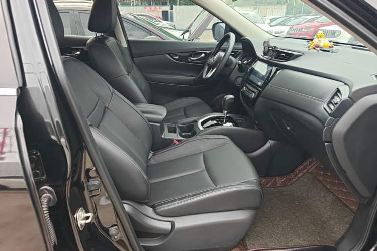 Used Nissan X-Trail 2021 2.0L CVT 2WD XL ITS Comfort Commemorative Edition Right Front Seat