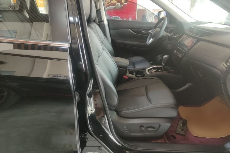Used Nissan X-Trail 2021 2.0L CVT 2WD XL Premium SmartConnect Deluxe Edition Right Front Seat