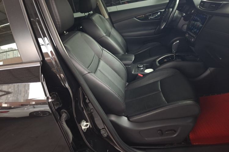 Used Nissan X-Trail 2021 2.5L CVT 4WD XL ITS Luxury Navigation Edition Right Front Seat