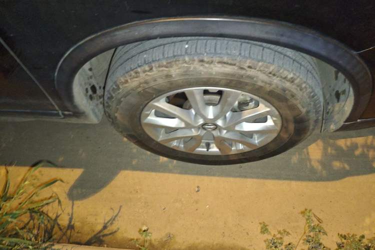 Used Nissan X-Trail 2021 2.0L CVT 2WD XL ITS SmartConnect Comfort Edition Right Front Wheel Hub