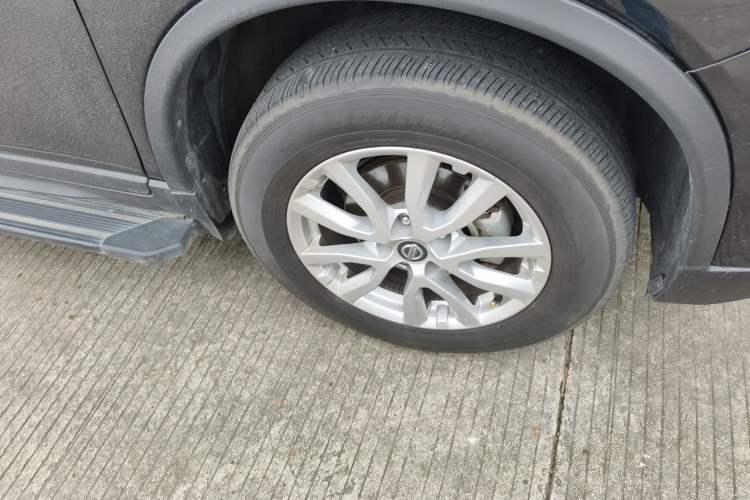 Used Nissan X-Trail 2021 2.0L CVT 2WD XL ITS SmartConnect Comfort Edition Right Front Wheel Hub