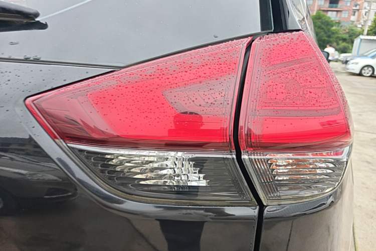 Used Nissan X-Trail 2021 2.0L CVT 2WD XL ITS Comfort Commemorative Edition Right Rear Taillight