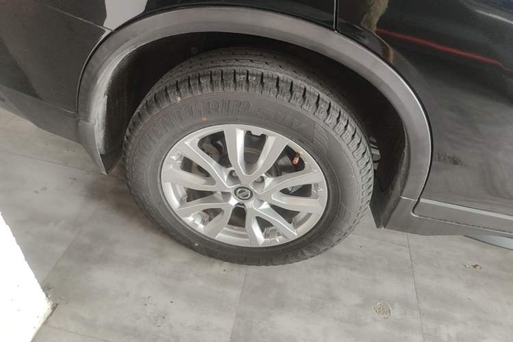 Used Nissan X-Trail 2021 2.0L CVT 2WD XL Premium SmartConnect Deluxe Edition Right Rear Wheel Hub