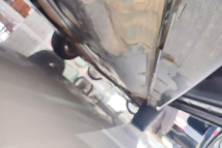 Used Nissan X-Trail 2021 2.0L CVT 2WD XL ITS 3-Row SmartConnect Seven-Seater Comfort Edition Right Side Sill