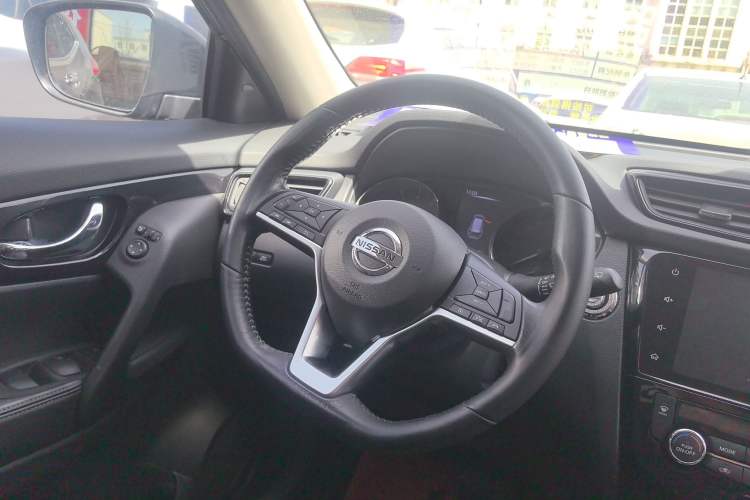 Used Nissan X-Trail 2021 2.0L CVT 2WD XL Premium Commemorative Edition Steering Wheel