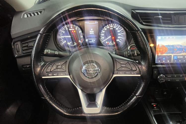 Used Nissan X-Trail 2021 2.0L CVT 2WD XL ITS SmartConnect Comfort Edition Steering Wheel