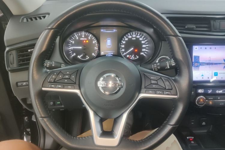 Used Nissan X-Trail 2021 2.0L CVT 2WD XL ITS SmartConnect Comfort Edition Steering Wheel
