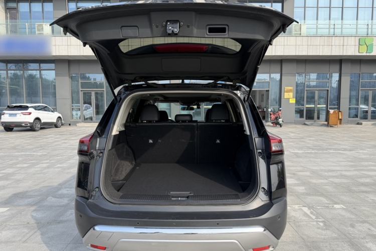 Used Nissan X-Trail 2021 VC-Turbo 300 CVT 4WD Luxury Edition Trunk