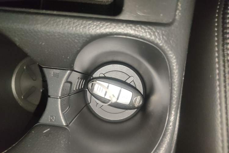 Used Nissan X-Trail 2021 2.0L CVT 2WD XL Premium SmartConnect Deluxe Edition Vehicle Key