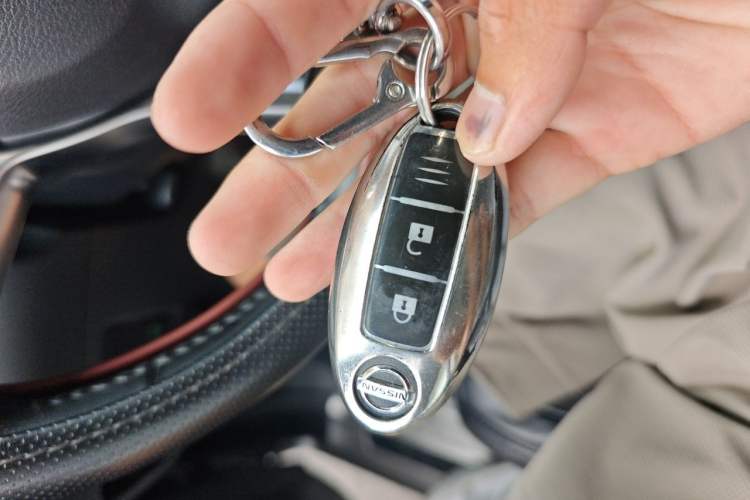 Used Nissan X-Trail 2021 2.0L CVT 2WD XL ITS SmartConnect Comfort Edition Vehicle Key
