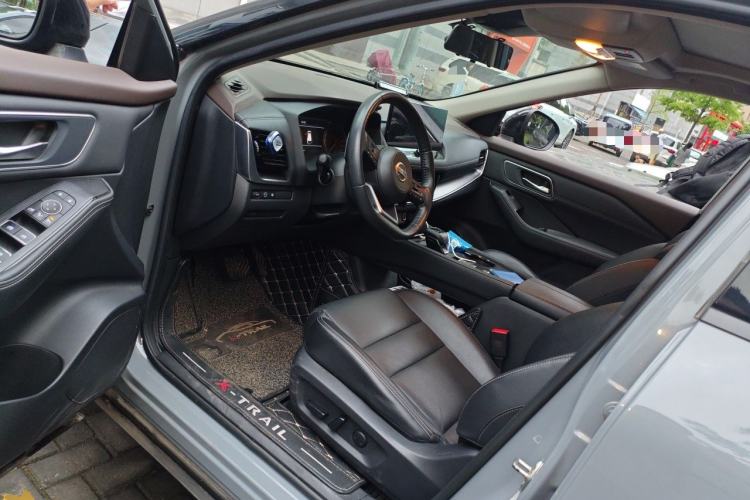 Used Nissan X-Trail 2021 VC-Turbo 300 CVT 2WD Luxury Edition Driver Seat