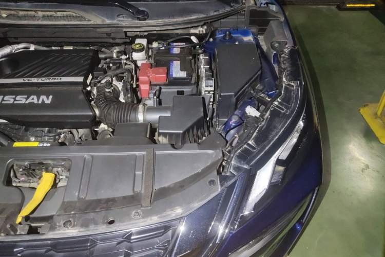 Used Nissan X-Trail 2021 VC-Turbo 300 CVT 2WD Luxury Edition Engine Bay Left