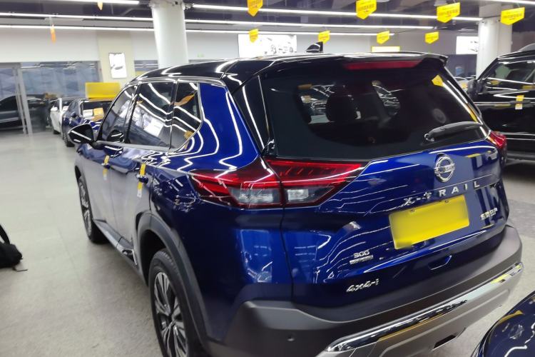 Used Nissan X-Trail 2021 VC-Turbo 300 CVT 4WD Luxury Edition Exterior 2