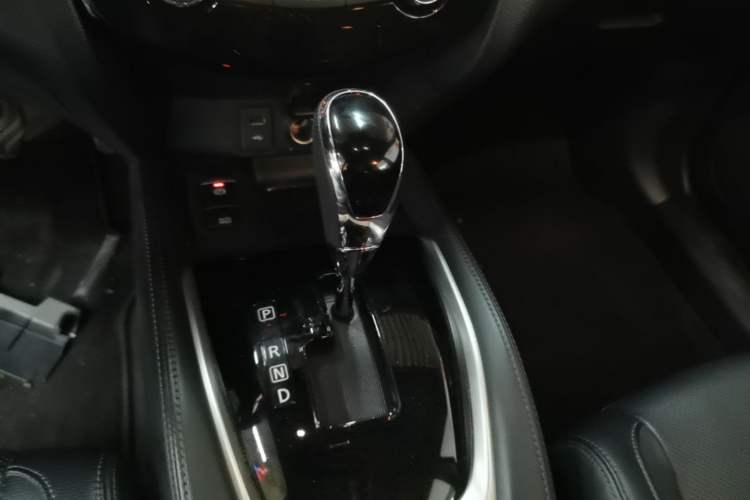 Used Nissan X-Trail 2021 2.5L CVT 4WD XL ITS 3-Row Luxury Flagship Edition Gear Lever