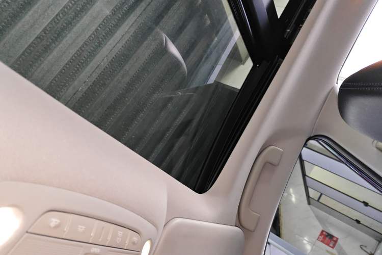 Used Nissan X-Trail 2021 2.0L CVT 2WD XL ITS SmartConnect Comfort Edition Headliner