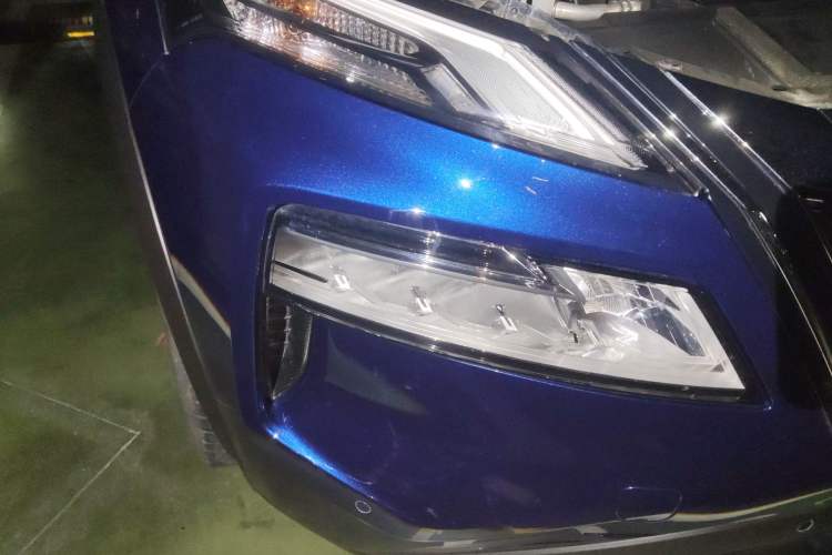 Used Nissan X-Trail 2021 VC-Turbo 300 CVT 2WD Luxury Edition Right Front Headlight