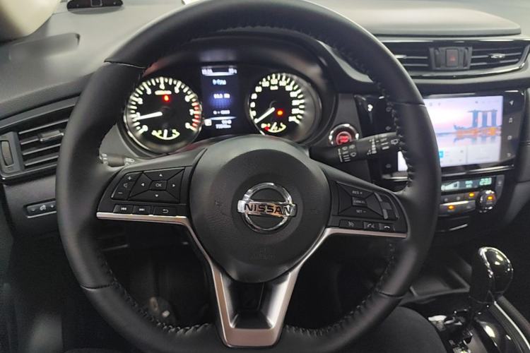 Used Nissan X-Trail 2021 2.0L CVT 2WD XL ITS SmartConnect Comfort Edition Steering Wheel
