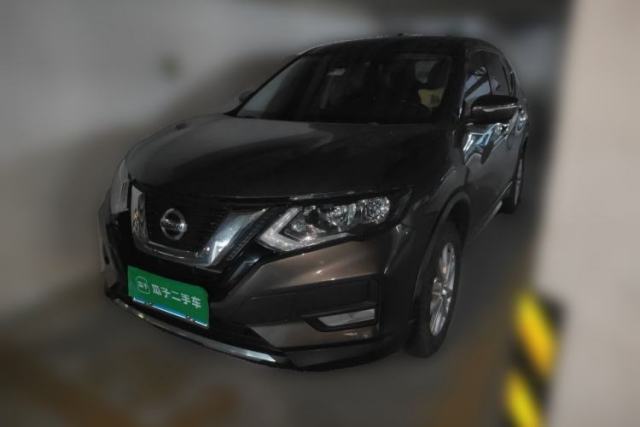 Ojetý Nissan X-Trail 2021 2.0L CVT 2WD XL ITS Comfort Commemorative Edition