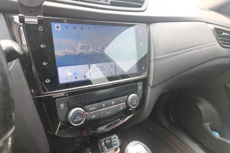 Used Nissan X-Trail 2021 2.0L CVT 2WD XL ITS Comfort Commemorative Edition Audio And AC Panel
