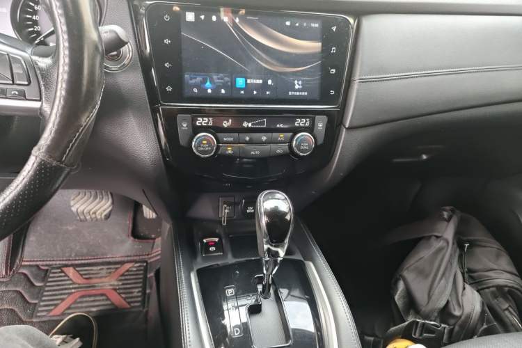 Used Nissan X-Trail 2021 2.0L CVT 2WD XL ITS Comfort Commemorative Edition Audio And AC Panel