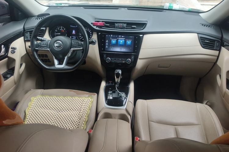 Used Nissan X-Trail 2021 2.0L CVT 2WD XL Premium SmartConnect Deluxe Edition Center Console