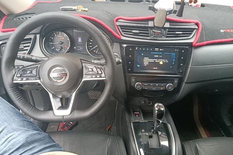 Used Nissan X-Trail 2021 2.0L CVT 2WD XL ITS SmartConnect Comfort Edition Center Console