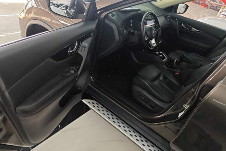 Used Nissan X-Trail 2021 2.0L CVT 2WD XL Premium Commemorative Edition Driver Seat