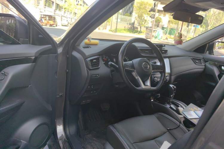Used Nissan X-Trail 2021 2.0L CVT 2WD XL ITS SmartConnect Comfort Edition Driver Seat