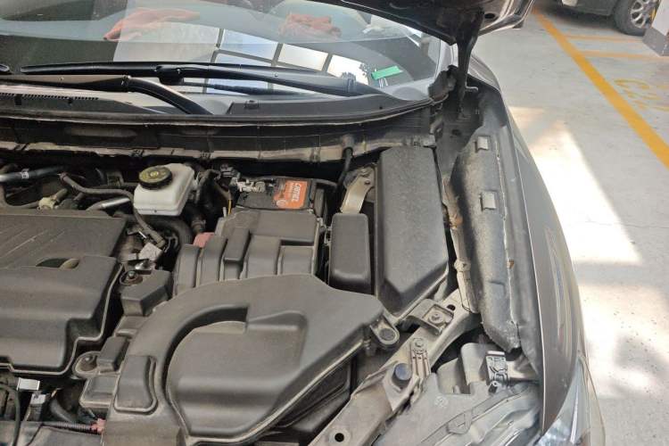 Used Nissan X-Trail 2021 2.0L CVT 2WD XL Premium Commemorative Edition Engine Bay Left