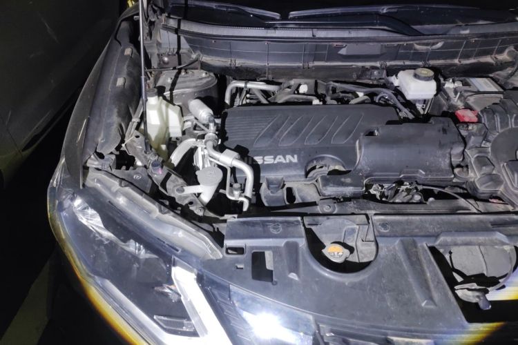 Used Nissan X-Trail 2021 2.0L CVT 2WD XL ITS Comfort Commemorative Edition Engine Bay Right