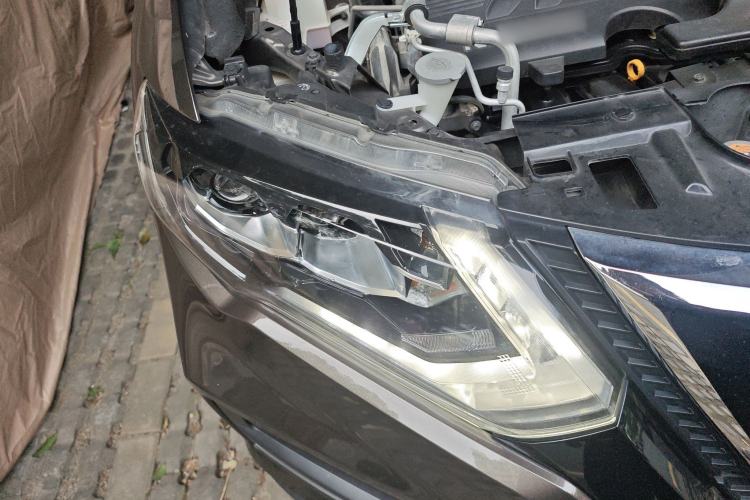 Used Nissan X-Trail 2021 2.0L CVT 2WD XL Premium SmartConnect Deluxe Edition Exterior 3