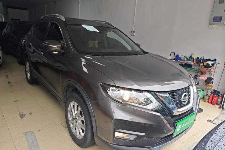 Used Nissan X-Trail 2021 2.0L CVT 2WD XL ITS SmartConnect Comfort Edition Front Right 45 Deg
