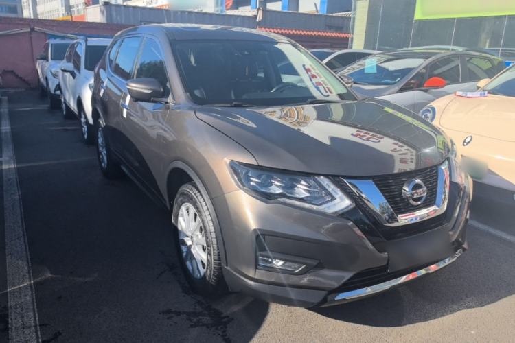 Used Nissan X-Trail 2021 2.0L CVT 2WD XL Premium SmartConnect Deluxe Edition Front Right 45 Deg
