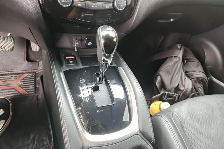 Used Nissan X-Trail 2021 2.0L CVT 2WD XL ITS Comfort Commemorative Edition Gear Lever