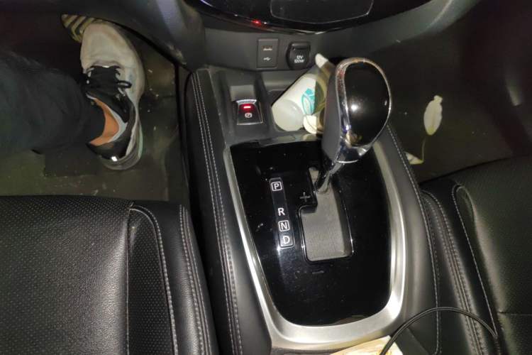 Used Nissan X-Trail 2021 2.0L CVT 2WD XL ITS Comfort Commemorative Edition Gear Lever