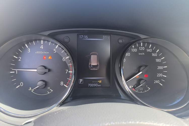 Used Nissan X-Trail 2021 2.0L CVT 2WD XL Premium SmartConnect Deluxe Edition Instrument Cluster