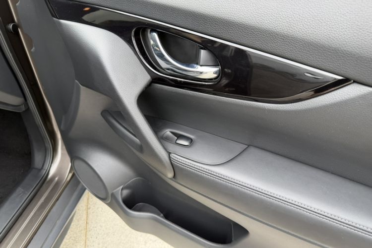 Used Nissan X-Trail 2021 2.0L CVT 2WD XL ITS SmartConnect Comfort Edition Interior 5