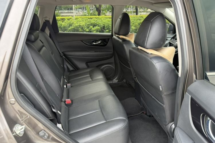 Used Nissan X-Trail 2021 2.0L CVT 2WD XL ITS SmartConnect Comfort Edition Interior 7
