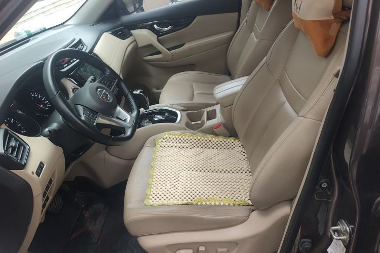 Used Nissan X-Trail 2021 2.0L CVT 2WD XL Premium SmartConnect Deluxe Edition Left Front Seat