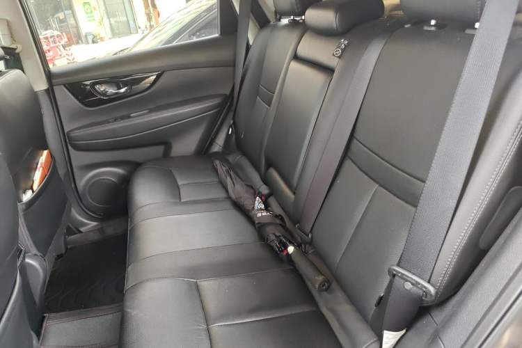 Used Nissan X-Trail 2021 2.0L CVT 2WD XL ITS Comfort Commemorative Edition Left Rear Seat