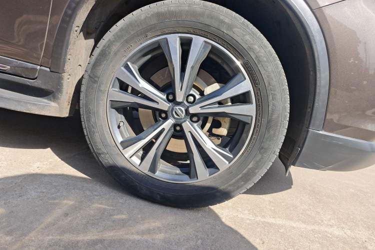 Used Nissan X-Trail 2021 2.5L CVT 4WD XL ITS 3-Row Luxury Flagship Edition Right Front Wheel Hub