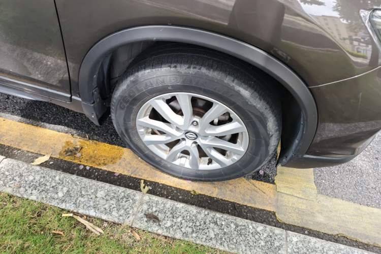 Used Nissan X-Trail 2021 2.0L CVT 2WD XL ITS Comfort Commemorative Edition Right Front Wheel Hub