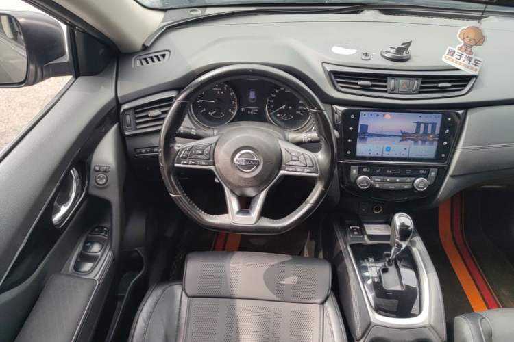 Used Nissan X-Trail 2021 2.0L CVT 2WD XL ITS SmartConnect Comfort Edition Steering Wheel
