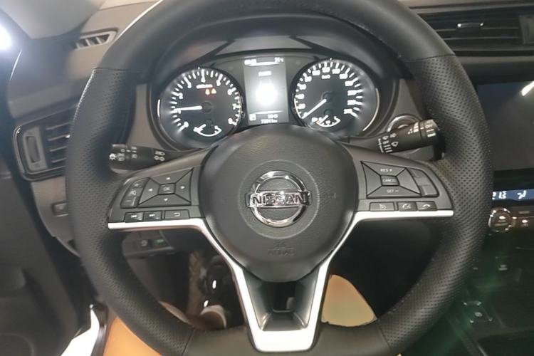 Used Nissan X-Trail 2021 2.0L CVT 2WD XL ITS SmartConnect Comfort Edition Steering Wheel